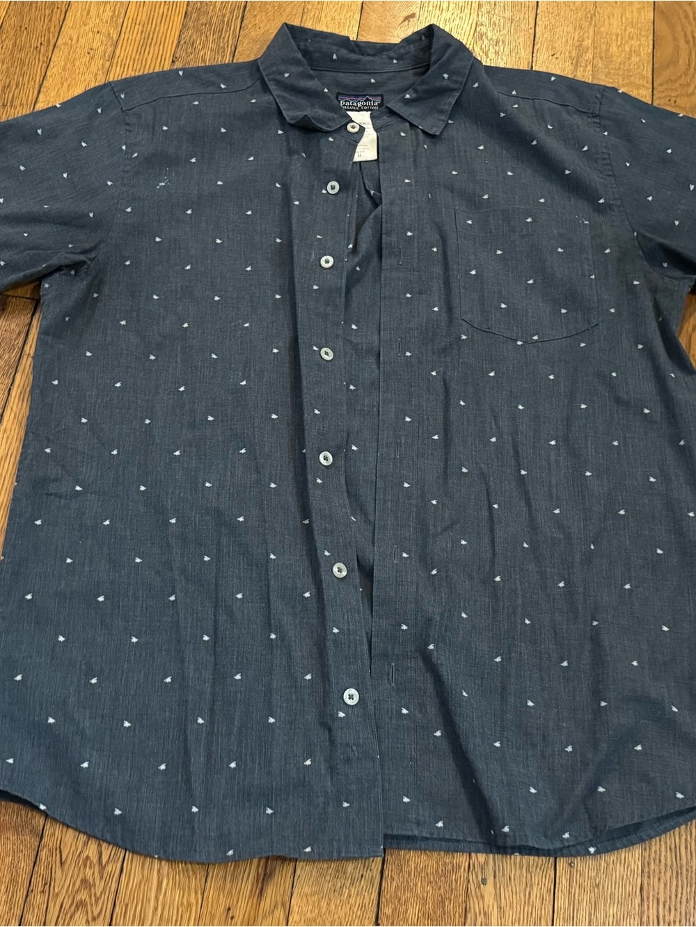 Patagonia Men’s Navy Short-Sleeve Button-Up Shirt